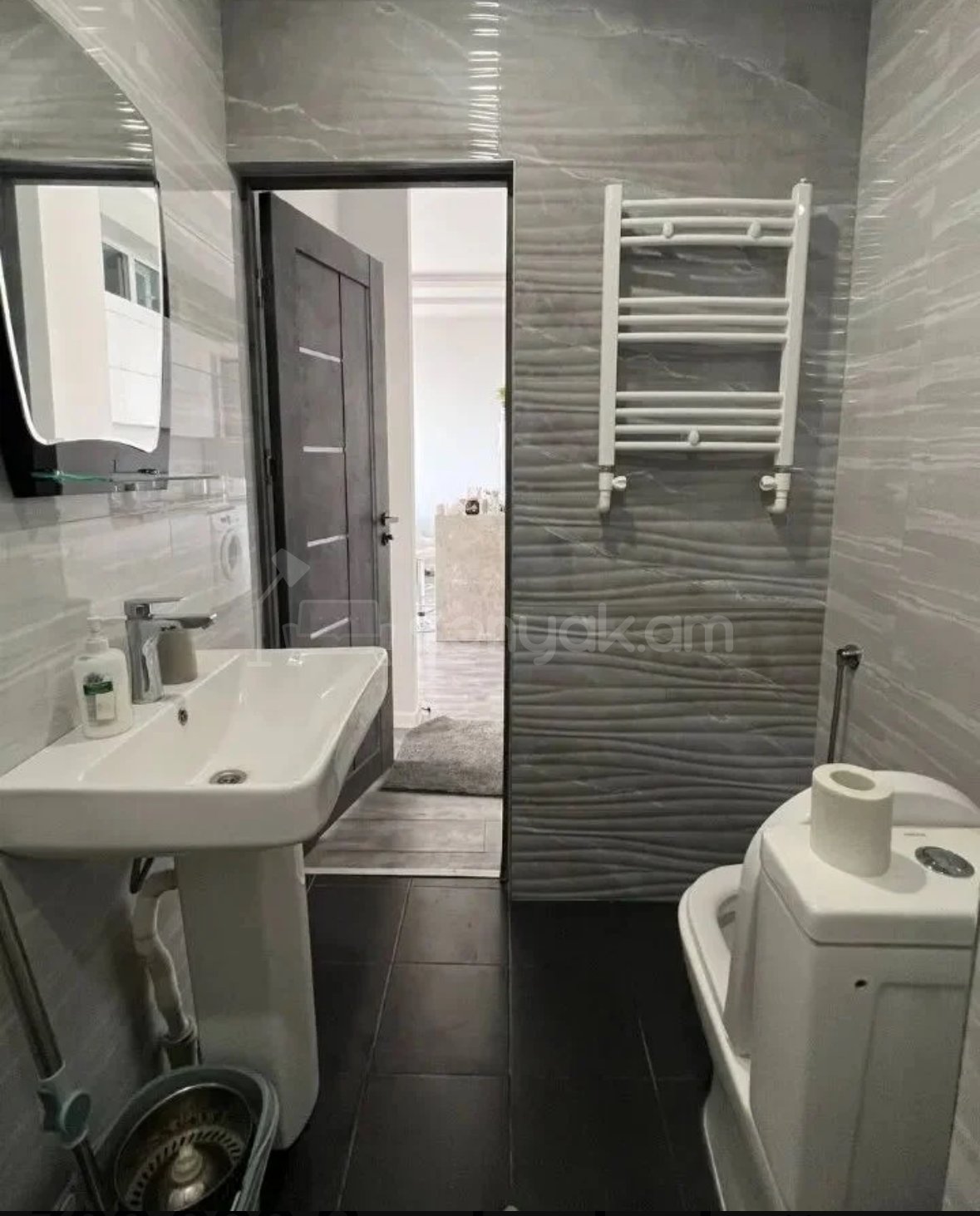3 Սենյականոց Բնակարան Նորակառույցում, 67քմ, 2/3 հարկ, Դիզայներական Վերանորոգված, Կահավորված, Արևկող