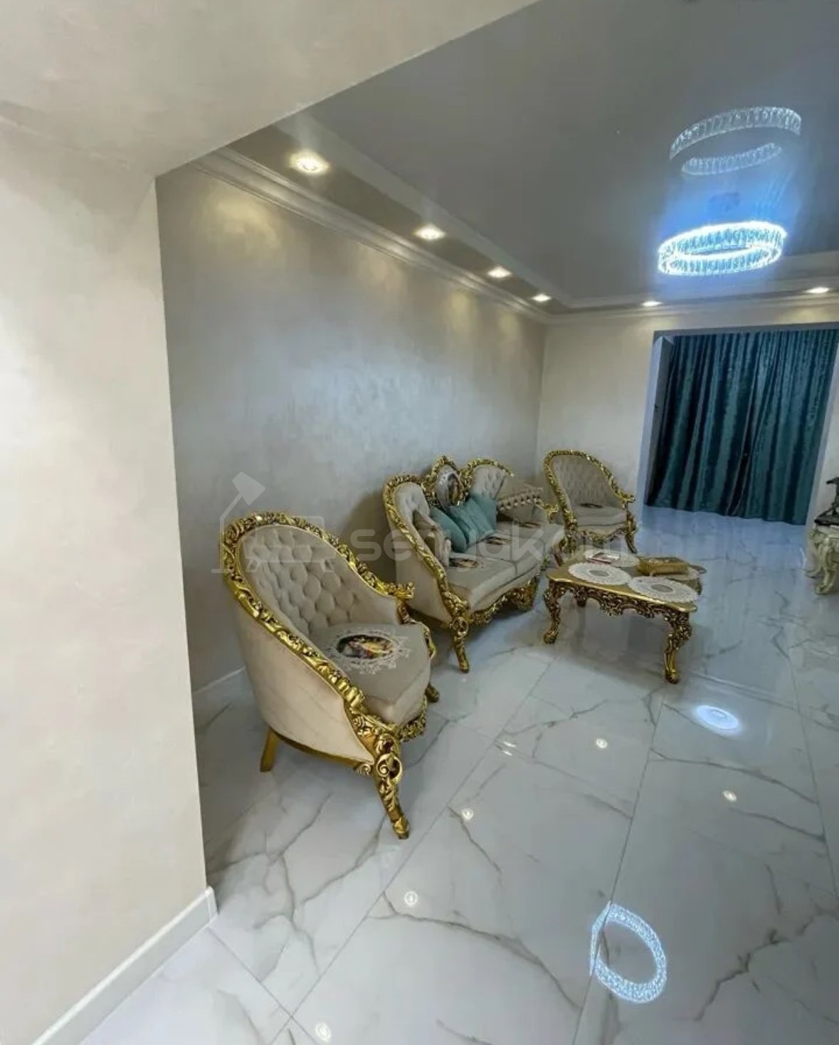 3 Սենյականոց Բնակարան Քարե Շենքում, 82քմ, 1/4 հարկ, Կապիտալ Վերանորոգված, Կահավորված, Արևկող