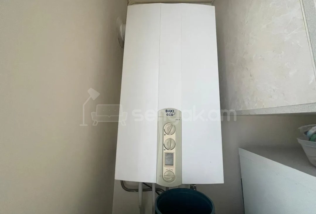 3 Սենյականոց Բնակարան Քարե Շենքում, 65քմ, 4/5 հարկ, Կապիտալ Վերանորոգված