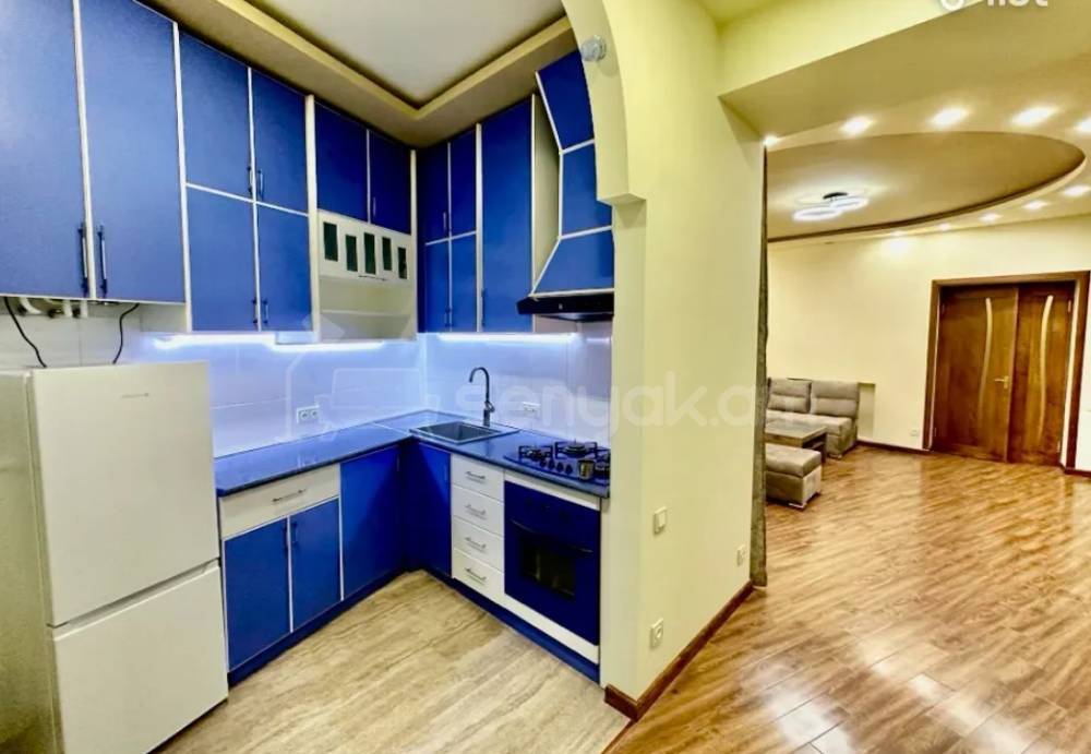 2 Սենյականոց Բնակարան Քարե Շենքում, 55քմ, 5/6 հարկ, Դիզայներական Վերանորոգված, Կահավորված, Արևկող