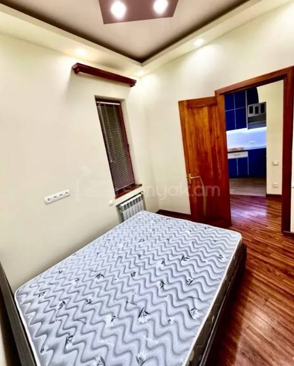 2 Սենյականոց Բնակարան Քարե Շենքում, 55քմ, 5/6 հարկ, Դիզայներական Վերանորոգված, Կահավորված, Արևկող