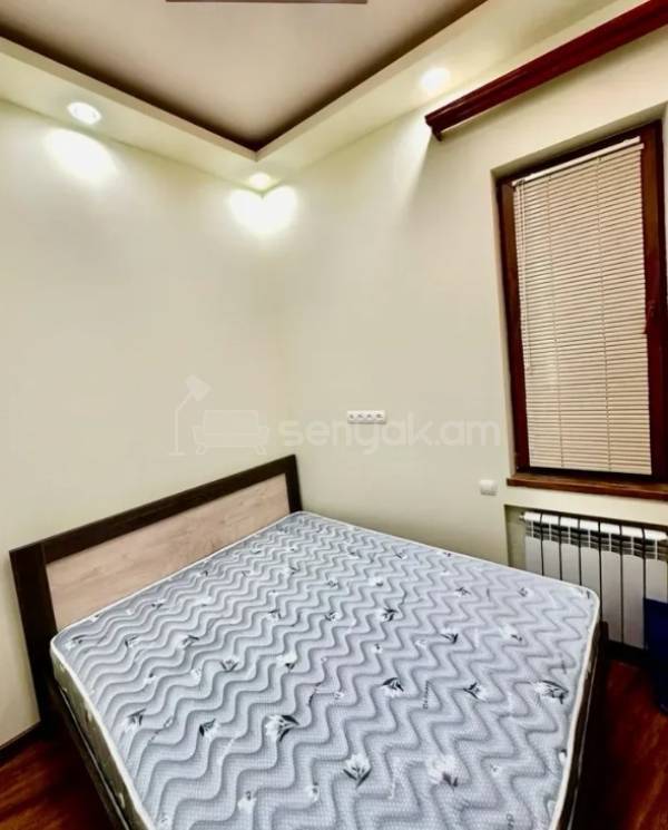 2 Սենյականոց Բնակարան Քարե Շենքում, 55քմ, 5/6 հարկ, Դիզայներական Վերանորոգված, Կահավորված, Արևկող