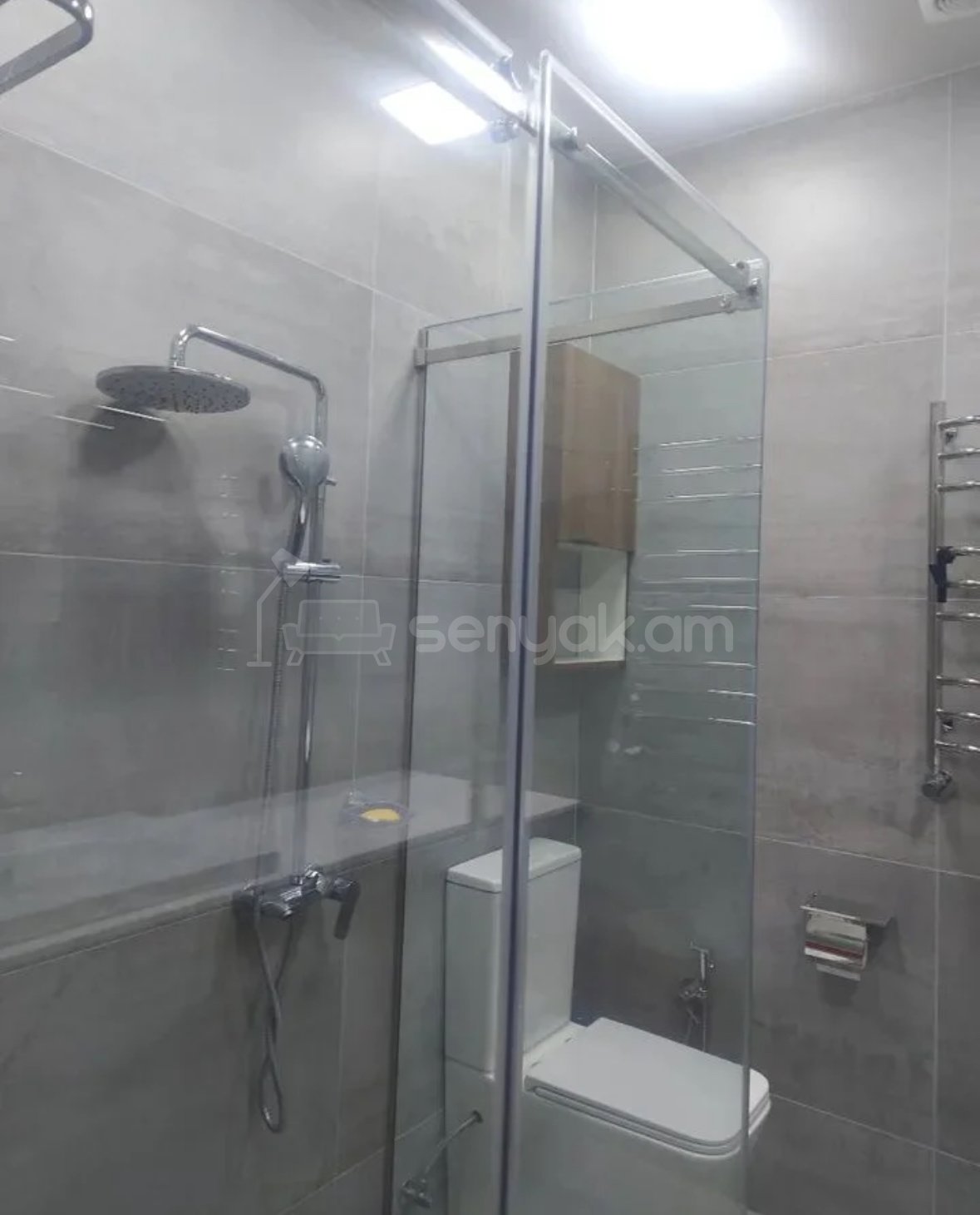 3 Սենյականոց Բնակարան Նորակառույցում, 3քմ, 3/5 հարկ, Դիզայներական Վերանորոգված, Կահավորված, Արևկող