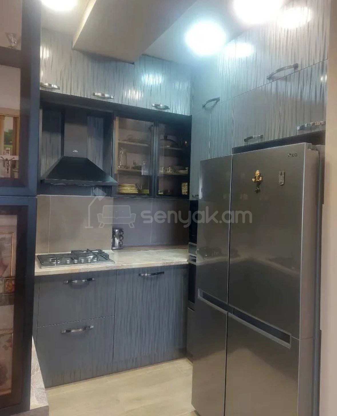 3 Սենյականոց Բնակարան Նորակառույցում, 3քմ, 3/5 հարկ, Դիզայներական Վերանորոգված, Կահավորված, Արևկող