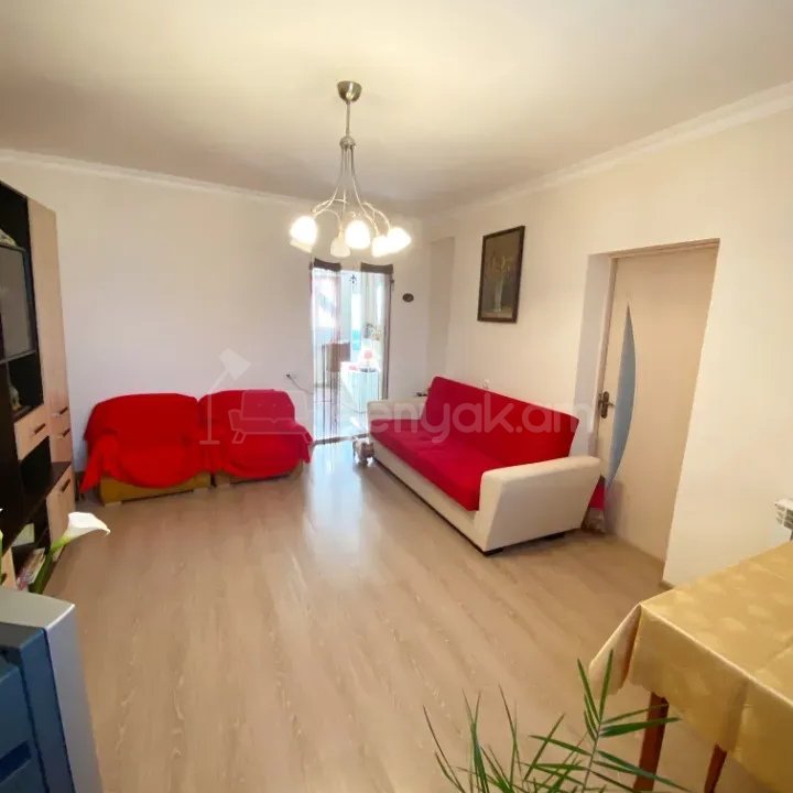 3 Սենյականոց Սեփական Տուն, 75քմ, Կապիտալ Վերանորոգված