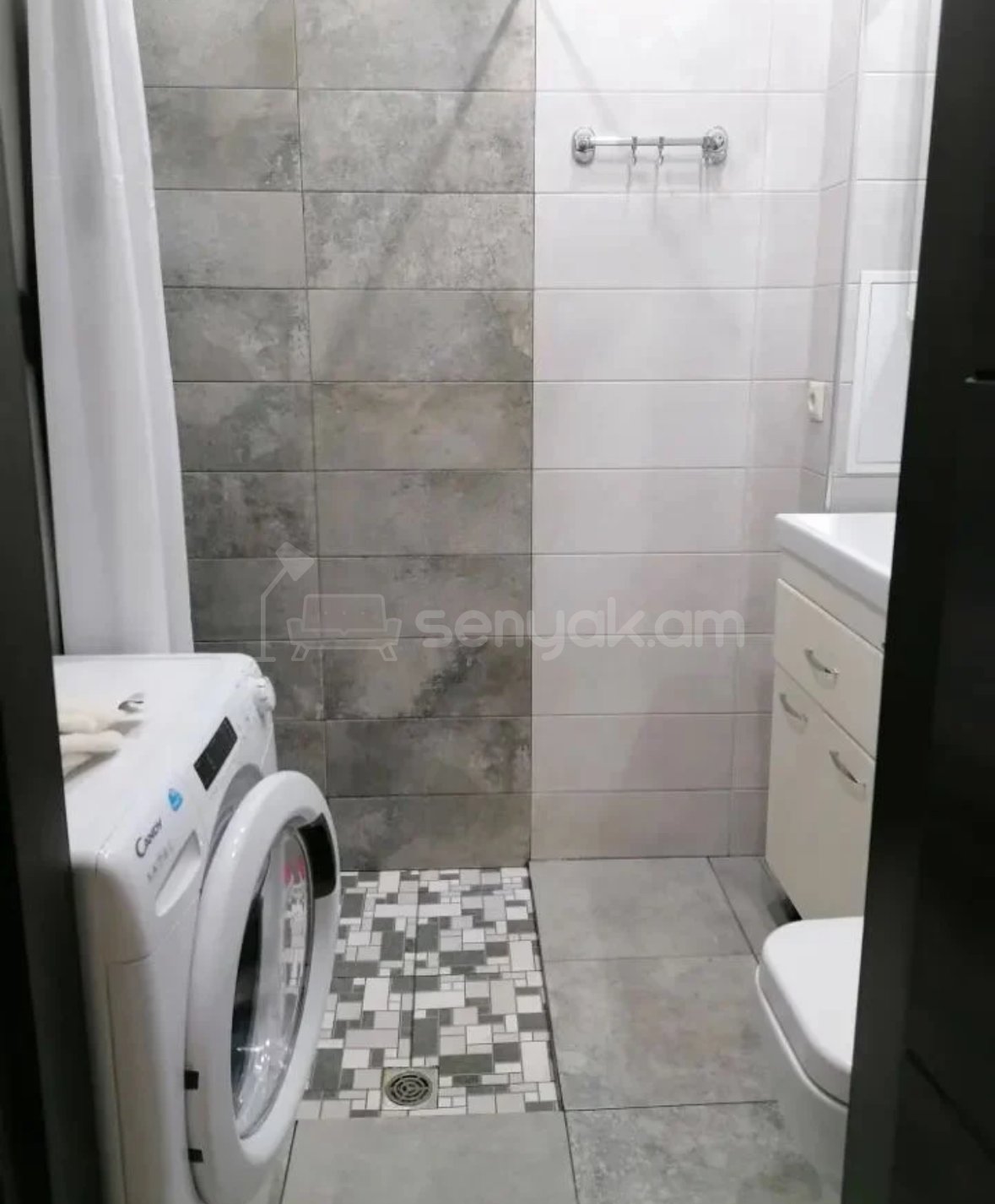 2 Սենյականոց Բնակարան Քարե Շենքում, 43քմ, 4/4 հարկ, Դիզայներական Վերանորոգված, Կահավորված, Արևկող