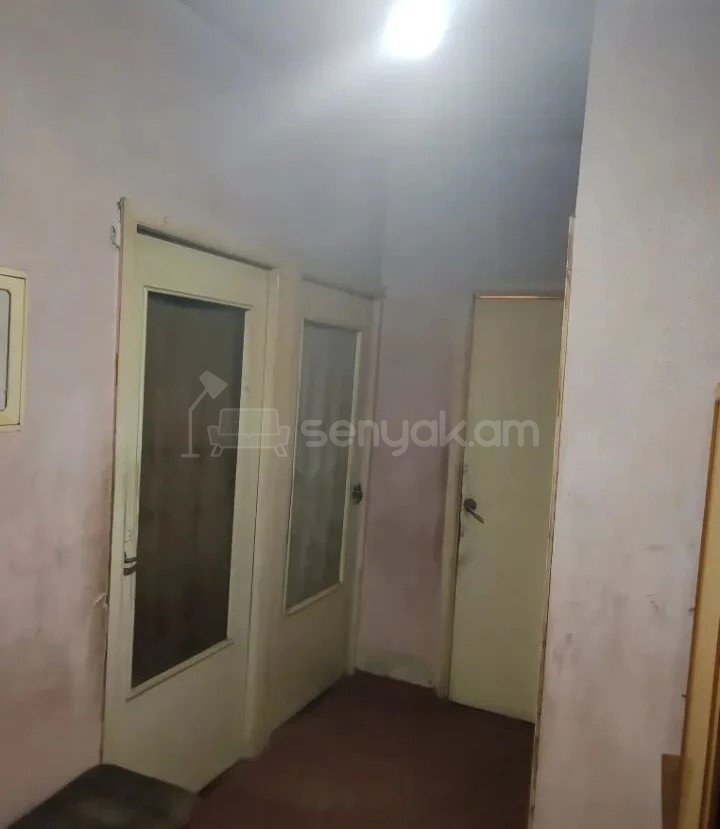 3 Սենյականոց Բնակարան, 74քմ, 7/9 հարկ, Պետական Վիճակում
