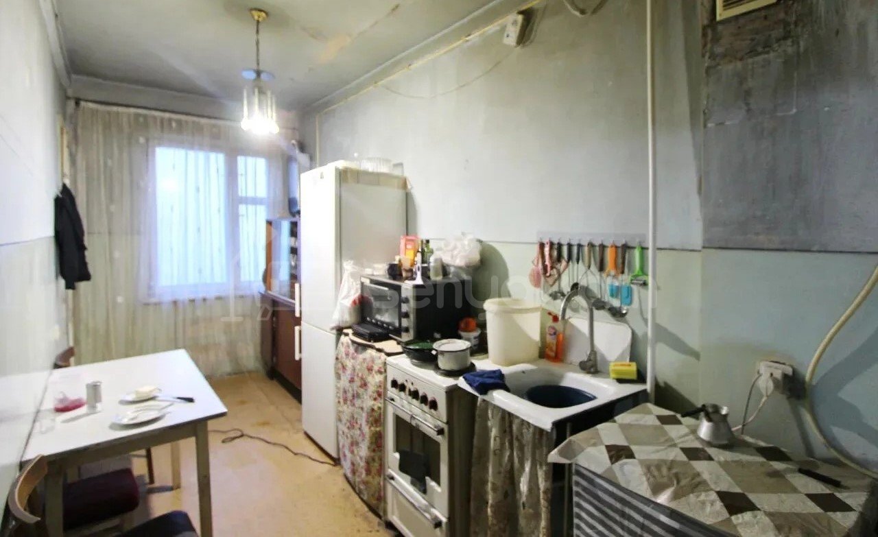 3 Սենյականոց Բնակարան, 74քմ, 7/9 հարկ, Պետական Վիճակում