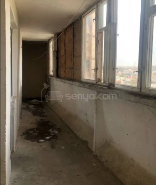 3 Սենյականոց Բնակարան, 80քմ, 11/16 հարկ, Պետական Վիճակում