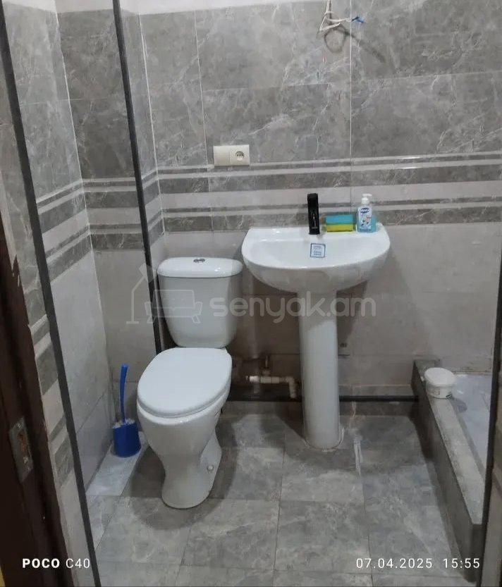 2 Սենյականոց Բնակարան Քարե Շենքում, 46քմ, 4/5 հարկ, Կապիտալ Վերանորոգված, Կահավորված, Արևկող