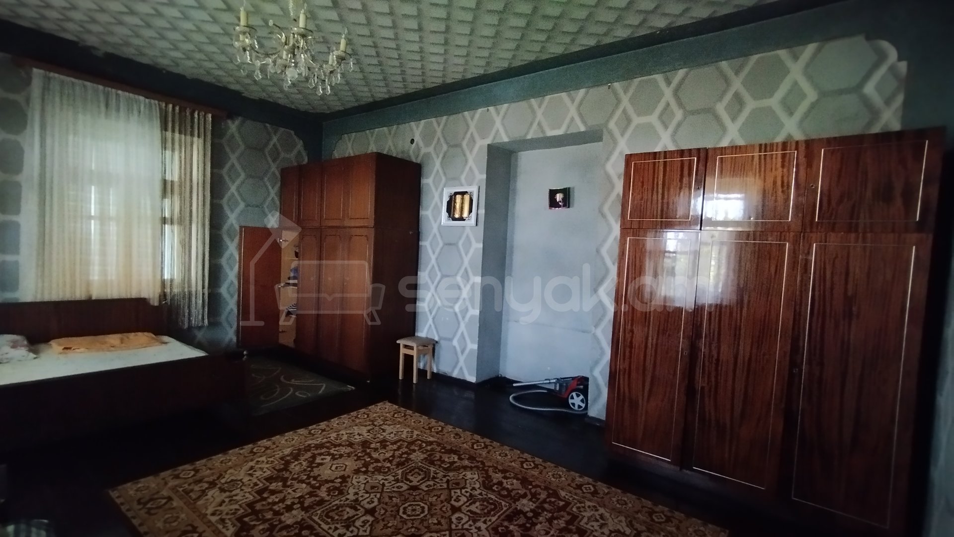 3 Սենյականոց Սեփական Տուն, 328քմ, Նորմալ Վիճակում, Ավտոտնակով