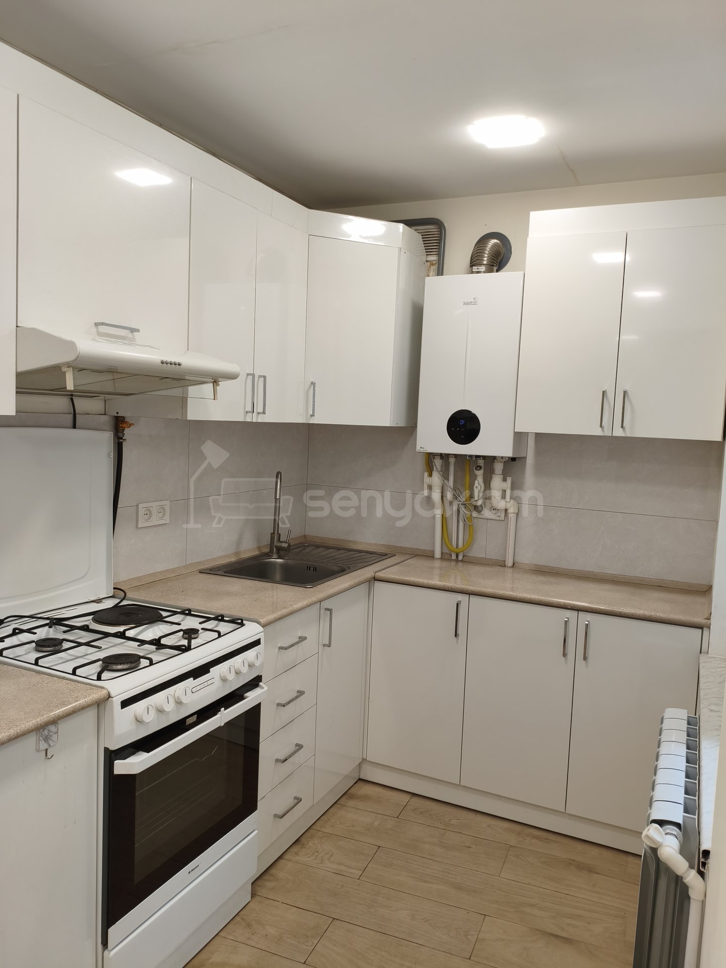 2 Սենյականոց Բնակարան Քարե Շենքում, 54քմ, 1/1 հարկ, Կապիտալ Վերանորոգված, Կահավորված