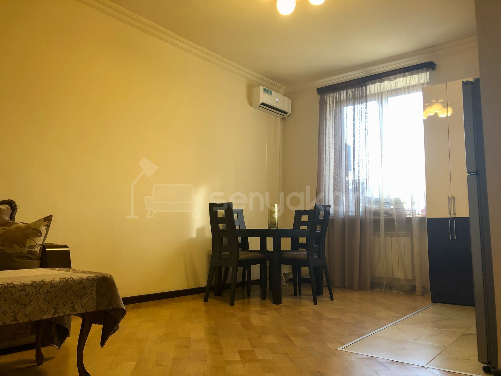 2 Սենյականոց Բնակարան Քարե Շենքում, 45քմ, 2/5 հարկ, Դիզայներական Վերանորոգված, Կահավորված, Արևկող