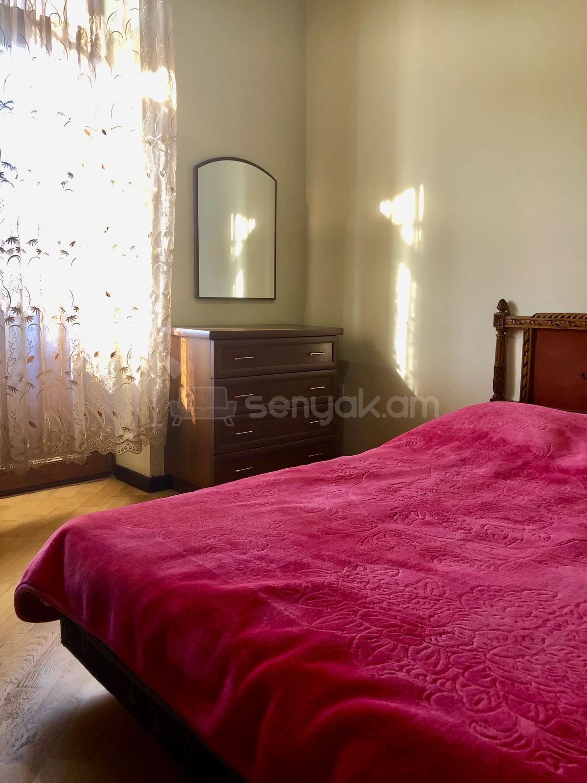 2 Սենյականոց Բնակարան Քարե Շենքում, 45քմ, 2/5 հարկ, Դիզայներական Վերանորոգված, Կահավորված, Արևկող