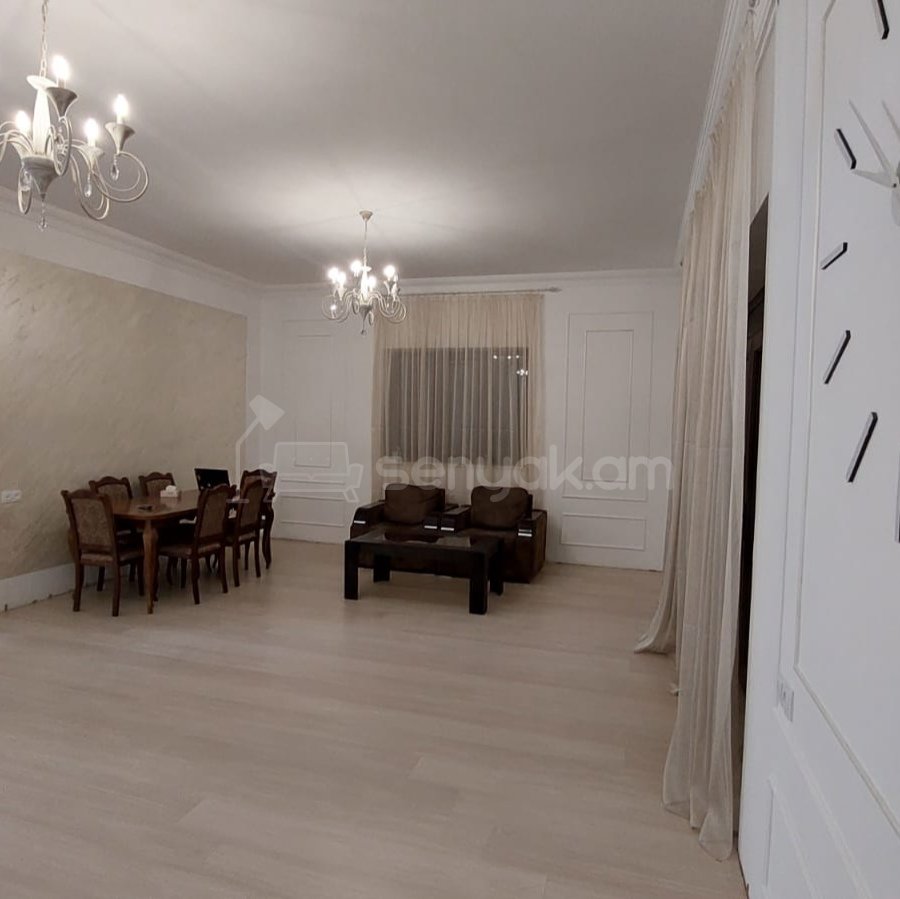 4 Սենյականոց Շքեղ Առանձնատուն, 245քմ, Լողավազանով, Ավտոտնակով
