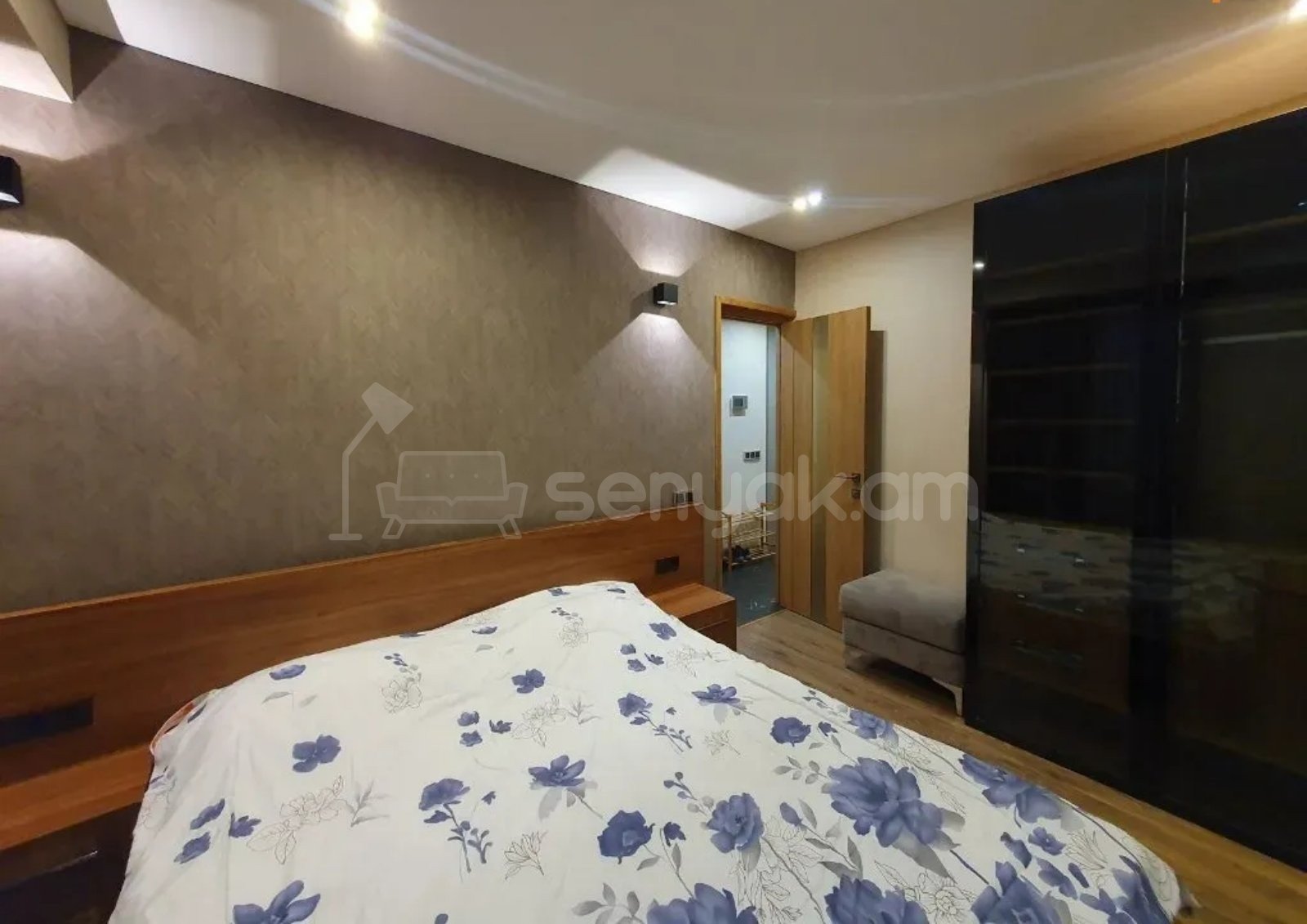 3 Սենյականոց Բնակարան, 50քմ, 8/9 հարկ, Դիզայներական Վերանորոգված, Կահավորված, Արևկող
