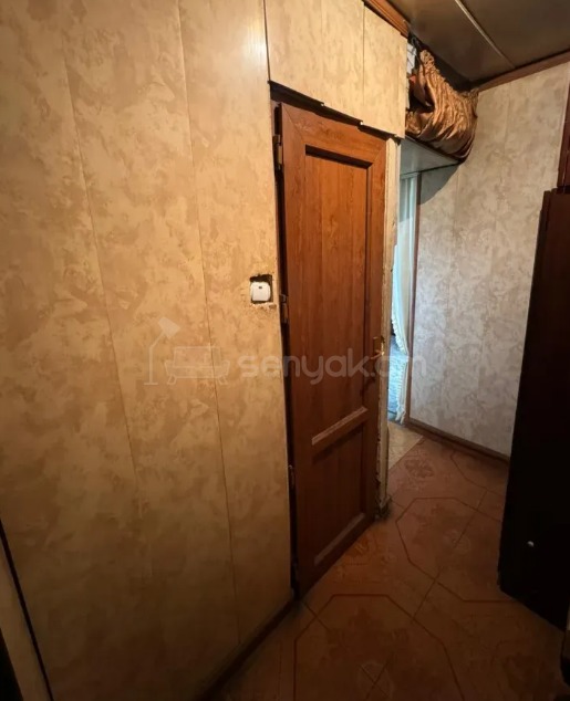 1 Սենյականոց Բնակարան, 39քմ, 2/5 հարկ, Պետական Վիճակում