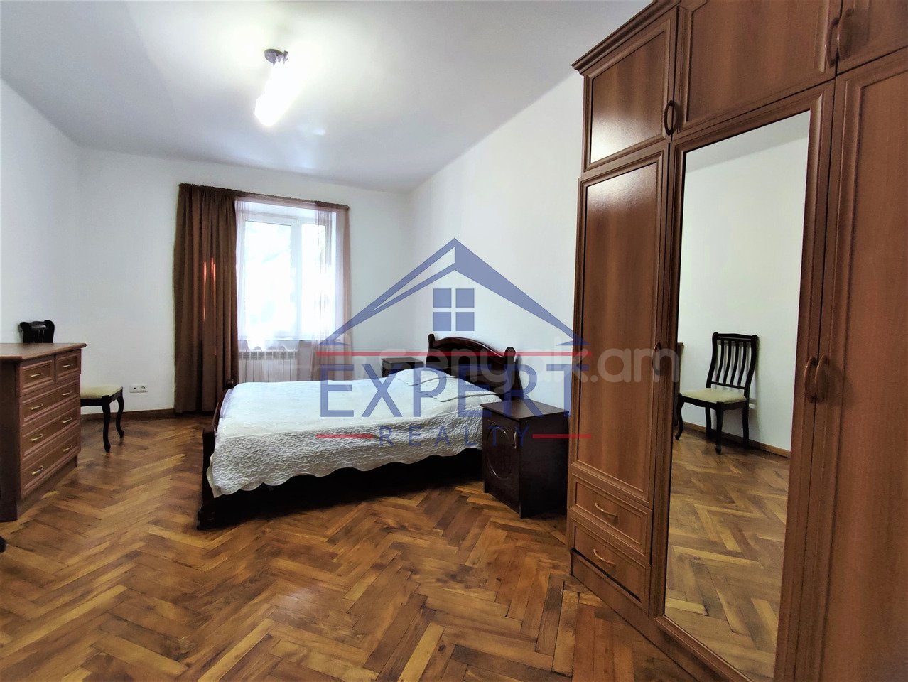 3 Սենյականոց Բնակարան Քարե Շենքում, 75քմ, 4/5 հարկ, Նորմալ Վիճակում, Կահավորված, Արևկող