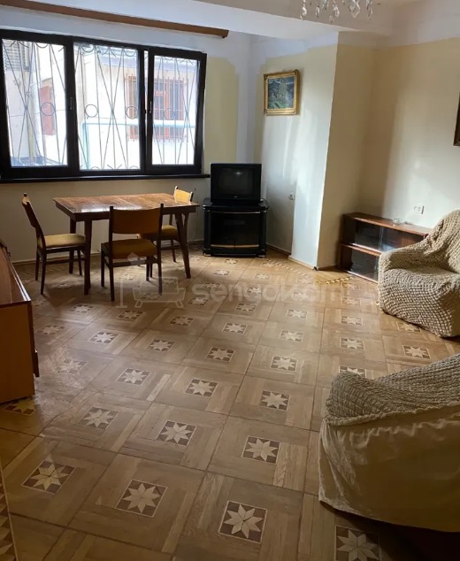 3 Սենյականոց Բնակարան, 72քմ, 2/9 հարկ, Նորմալ Վիճակում