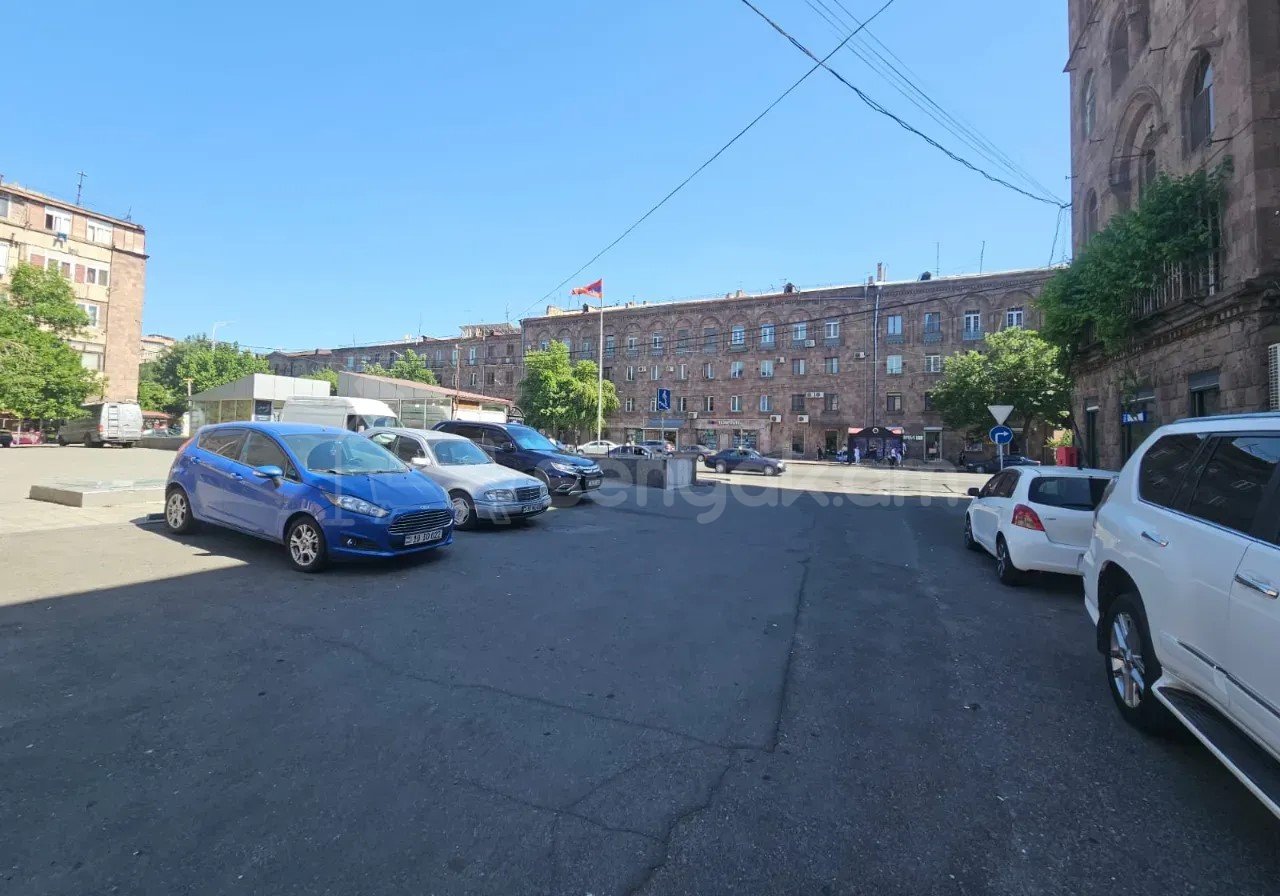 Առևտրի Տարածք, 122քմ