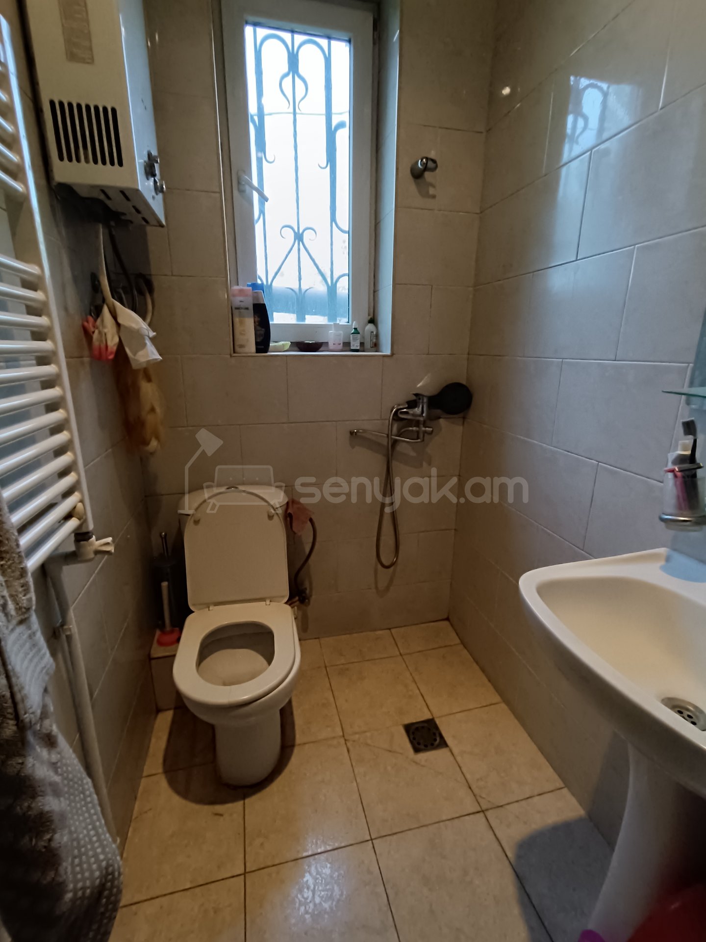 2 Սենյականոց Սեփական Տուն, 70քմ, Կապիտալ Վերանորոգված, Կահավորված, Ավտոտնակով