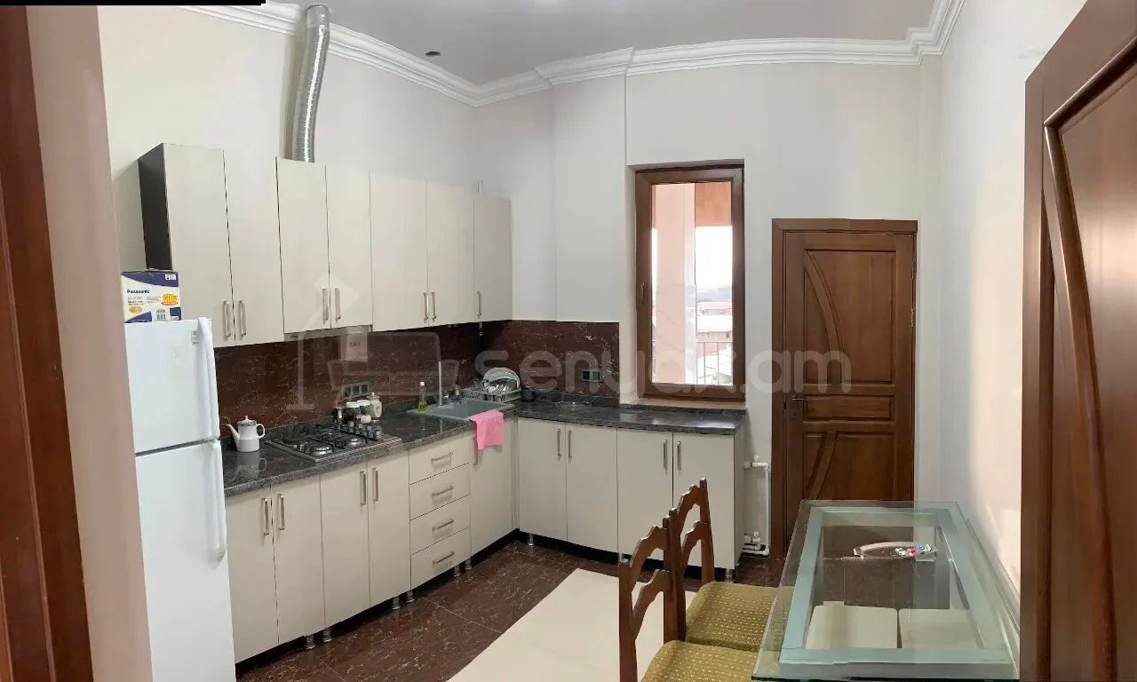 3 Սենյականոց Բնակարան Նորակառույցում, 100քմ, 2/2 հարկ, Կապիտալ Վերանորոգված, Կահավորված