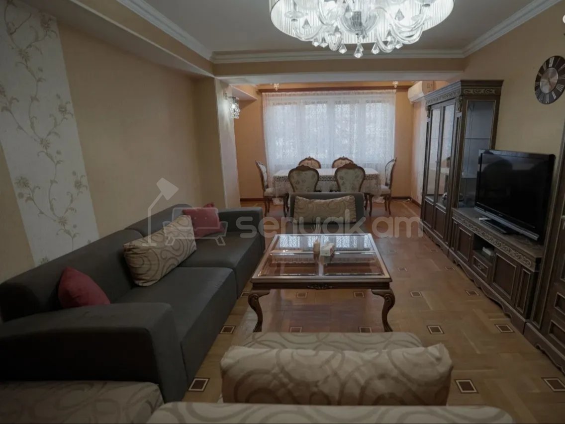 3 Սենյականոց Բնակարան, 102քմ, 14/16 հարկ, Դիզայներական Վերանորոգված, Կահավորված