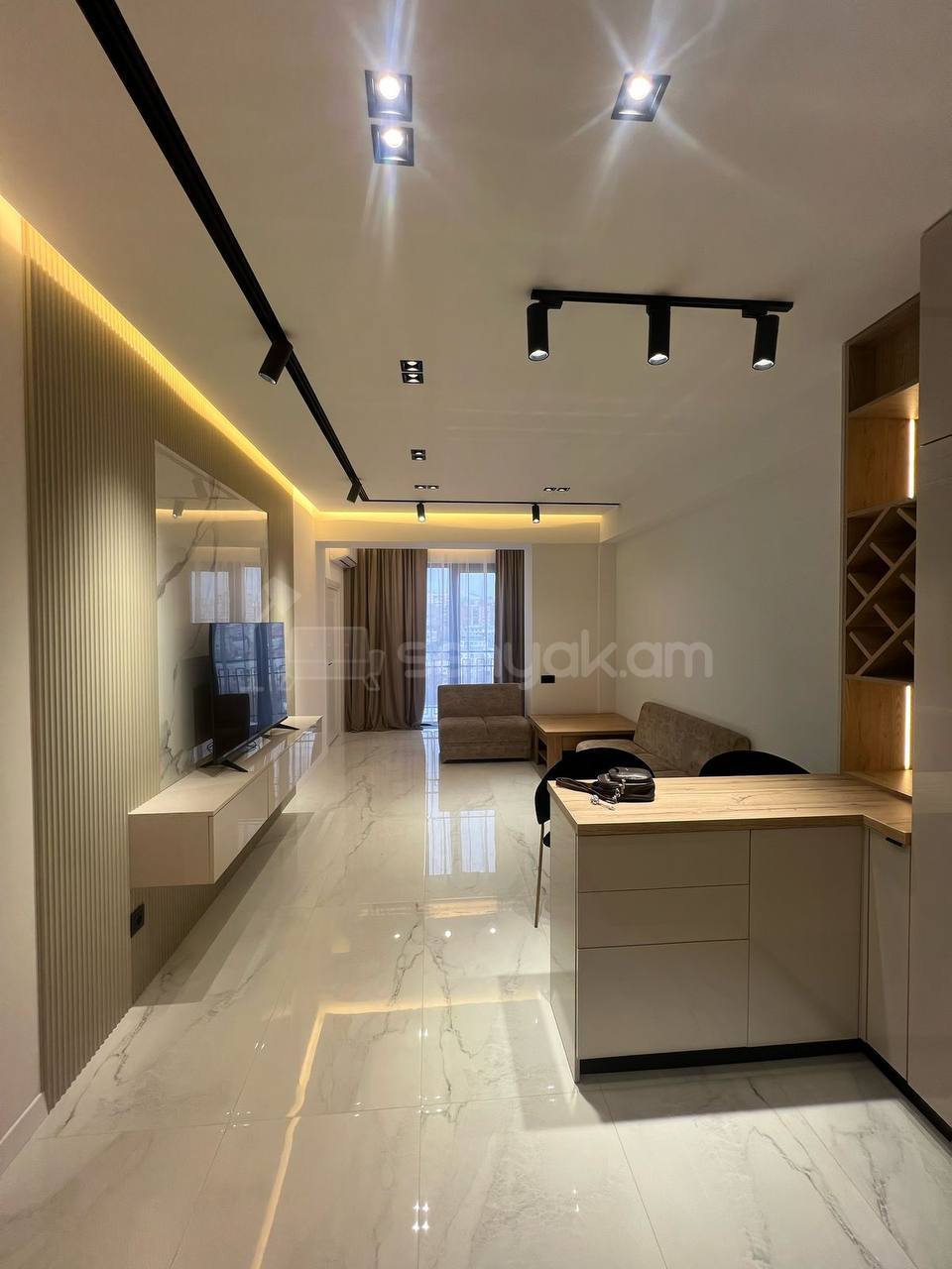 3 Սենյականոց Բնակարան Նորակառույցում, 70քմ, 13/15 հարկ, Դիզայներական Վերանորոգված, Կահավորված, Արևկող