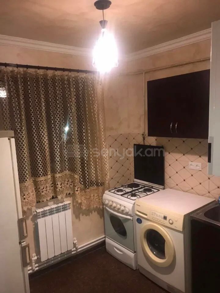 2 Սենյականոց Բնակարան Քարե Շենքում, 54քմ, 3/4 հարկ, Կապիտալ Վերանորոգված, Կահավորված