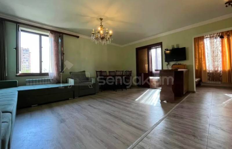 3 Սենյականոց Բնակարան, 68քմ, 5/9 հարկ, Կապիտալ Վերանորոգված, Կահավորված, Արևկող