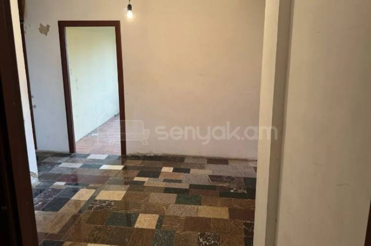 3 Սենյականոց Բնակարան, 80քմ, 1/9 հարկ, Կոսմետիկ Վերանորոգված