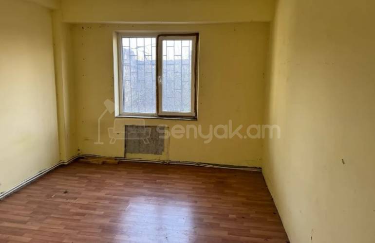 3 Սենյականոց Բնակարան, 80քմ, 1/9 հարկ, Կոսմետիկ Վերանորոգված