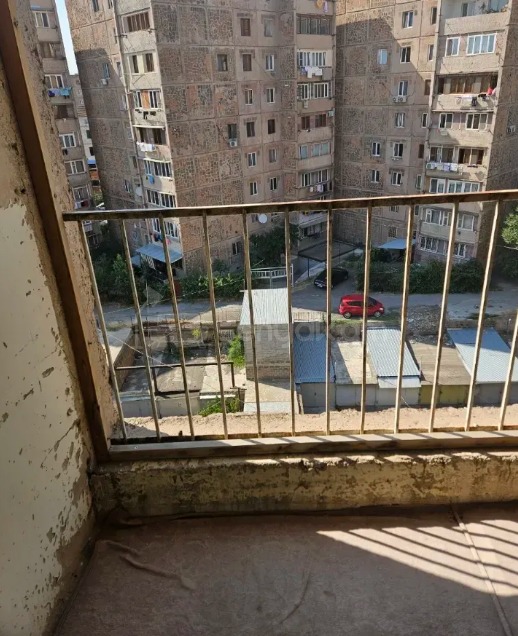 3 Սենյականոց Բնակարան, 73քմ, 8/9 հարկ, Պետական Վիճակում