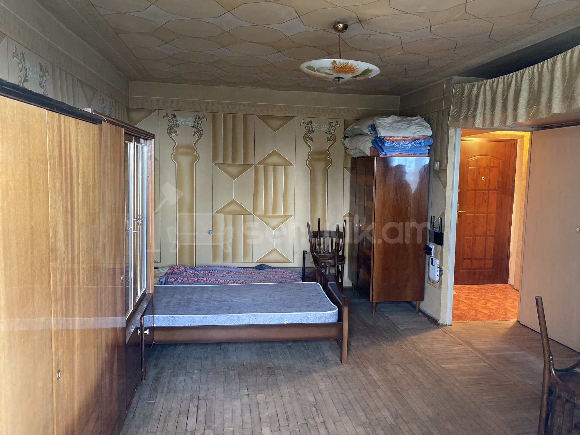 1 Սենյականոց Բնակարան, 33քմ, 5/5 հարկ, Նորմալ Վիճակում, Կահավորված