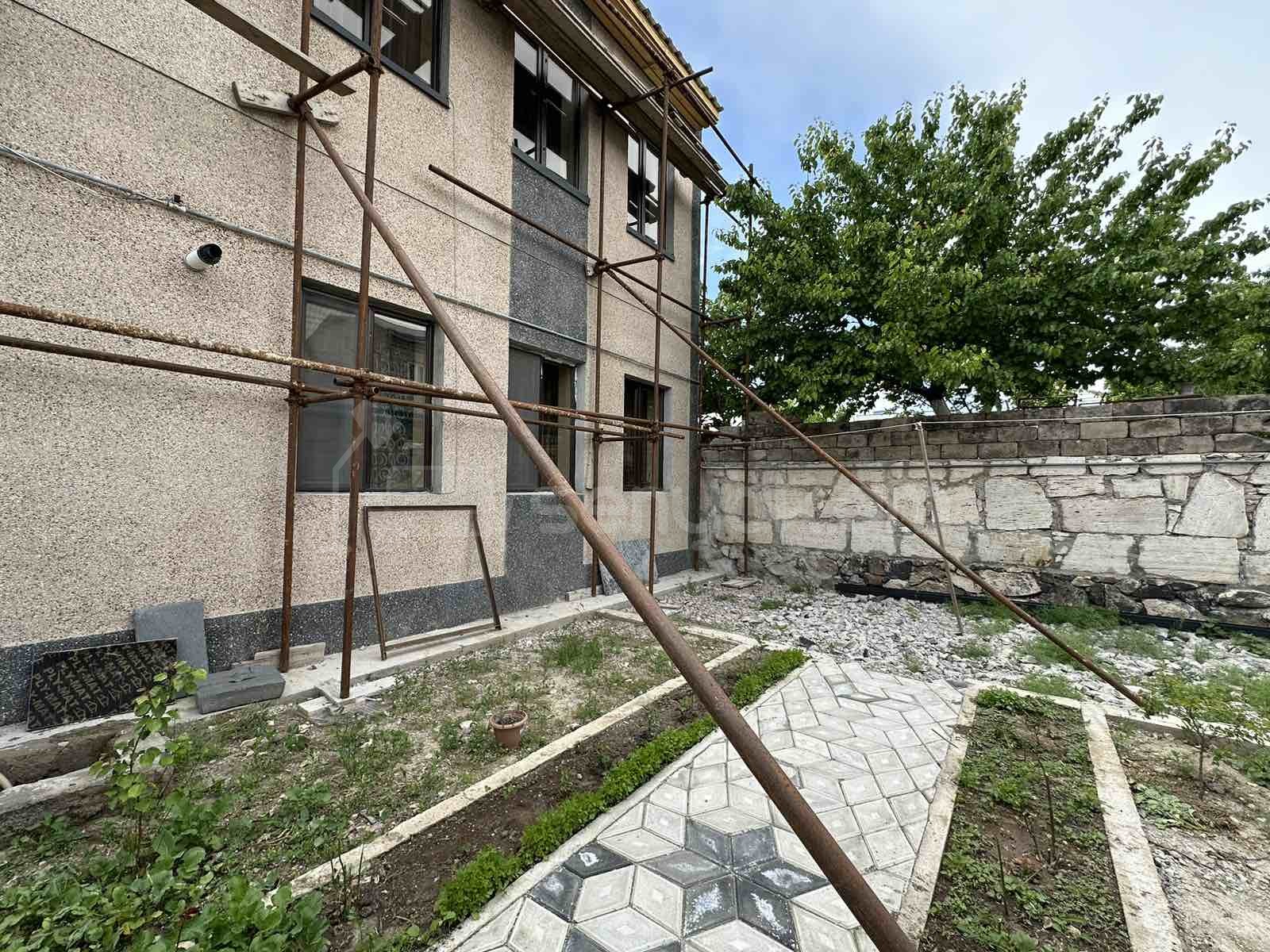 4 Սենյականոց Սեփական Տուն, 160քմ, Կապիտալ Վերանորոգված, Ավտոտնակով