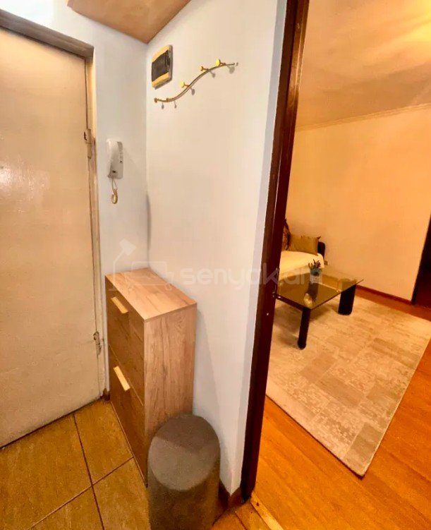 2 Սենյականոց Բնակարան Քարե Շենքում, 40քմ, 2/5 հարկ, Կապիտալ Վերանորոգված, Կահավորված, Արևկող