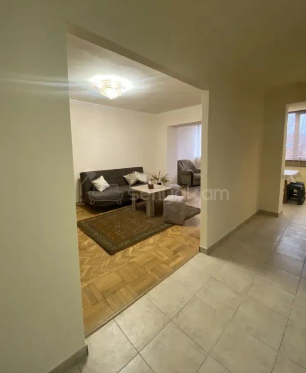 2 Սենյականոց Բնակարան Քարե Շենքում, 55քմ, 5/5 հարկ, Կապիտալ Վերանորոգված, Կահավորված, Արևկող
