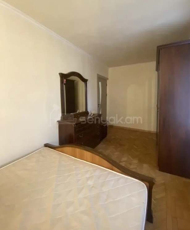 2 Սենյականոց Բնակարան Քարե Շենքում, 55քմ, 5/5 հարկ, Կապիտալ Վերանորոգված, Կահավորված, Արևկող