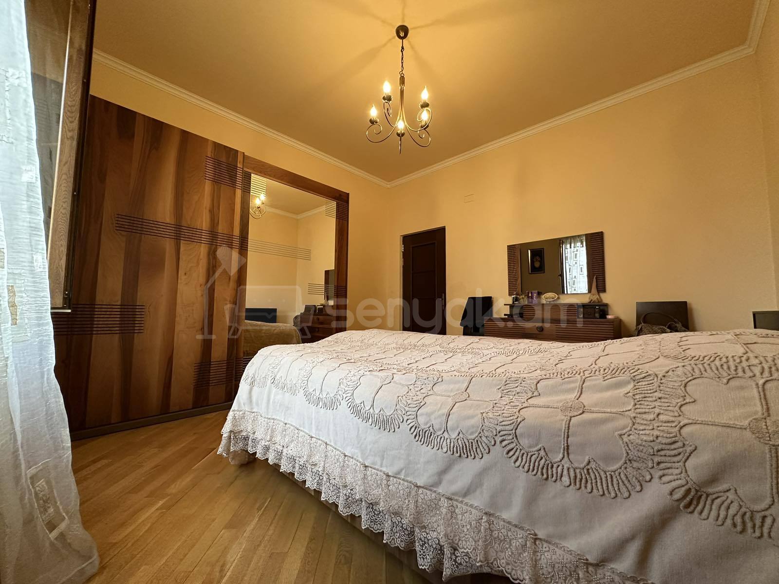 6 Սենյականոց Շքեղ Առանձնատուն, 270քմ, Ավտոտնակով
