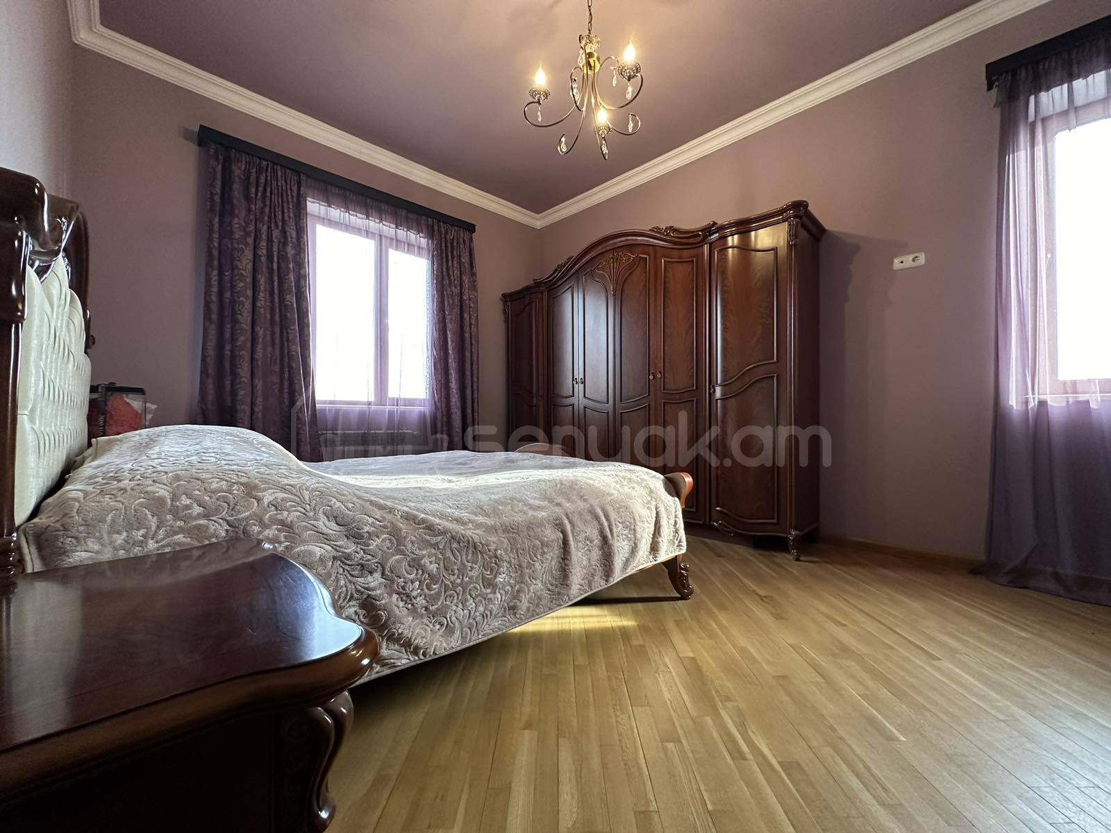 6 Սենյականոց Շքեղ Առանձնատուն, 270քմ, Ավտոտնակով