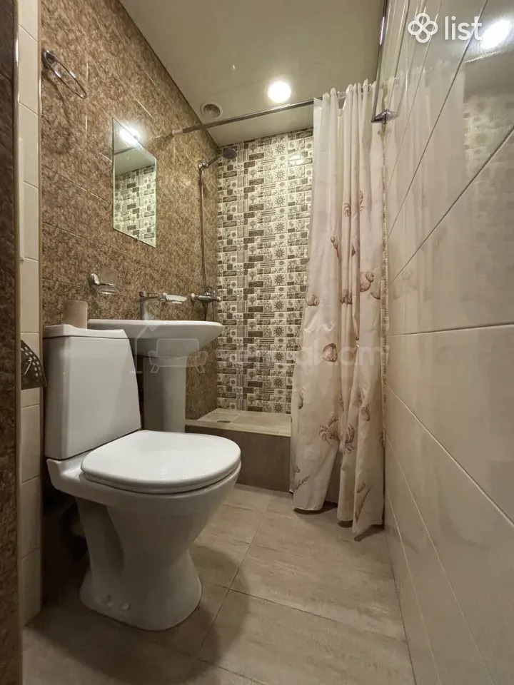 2 Սենյականոց Բնակարան Քարե Շենքում, 44քմ, 3/5 հարկ, Կապիտալ Վերանորոգված, Կահավորված, Արևկող