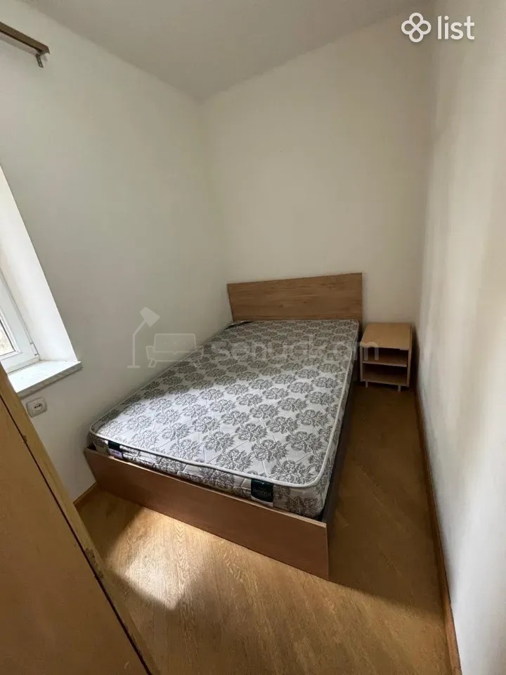 2 Սենյականոց Բնակարան Քարե Շենքում, 44քմ, 3/5 հարկ, Կապիտալ Վերանորոգված, Կահավորված, Արևկող