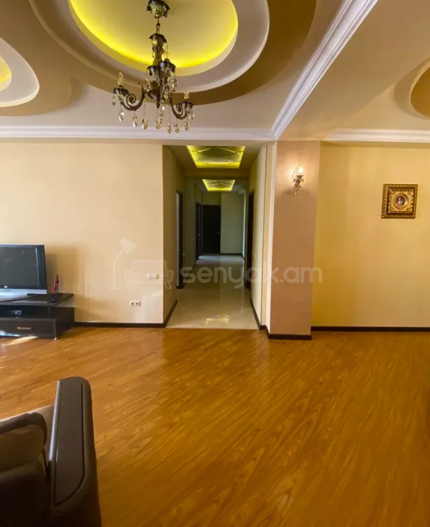 3 Սենյականոց Բնակարան Նորակառույցում, 122քմ, 10/13 հարկ, Դիզայներական Վերանորոգված