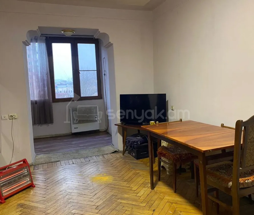 1 Սենյականոց Բնակարան Քարե Շենքում, 43քմ, 5/6 հարկ, Կոսմետիկ Վերանորոգված
