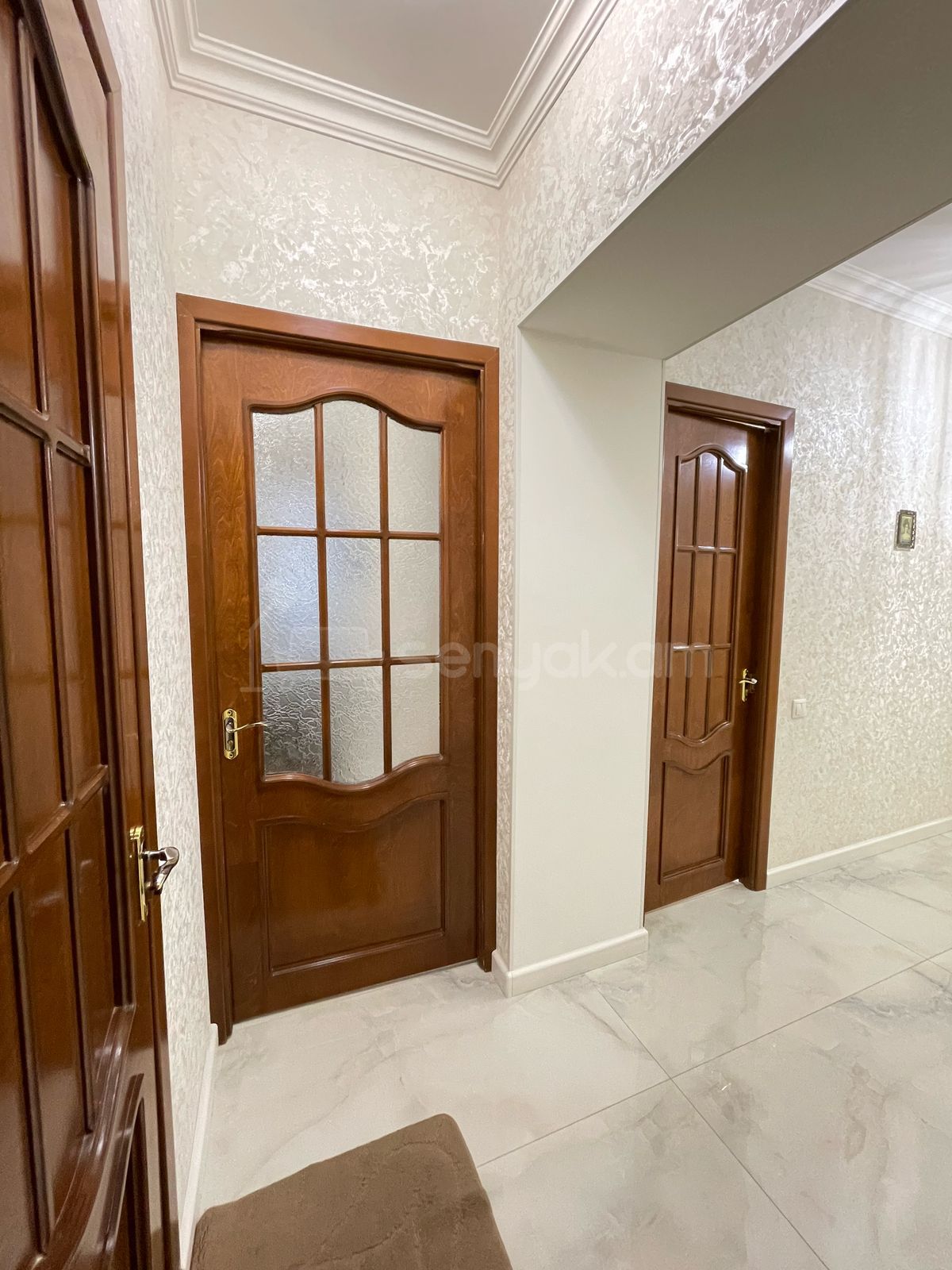 2 Սենյականոց Բնակարան Քարե Շենքում, 70քմ, 1/5 հարկ, Դիզայներական Վերանորոգված