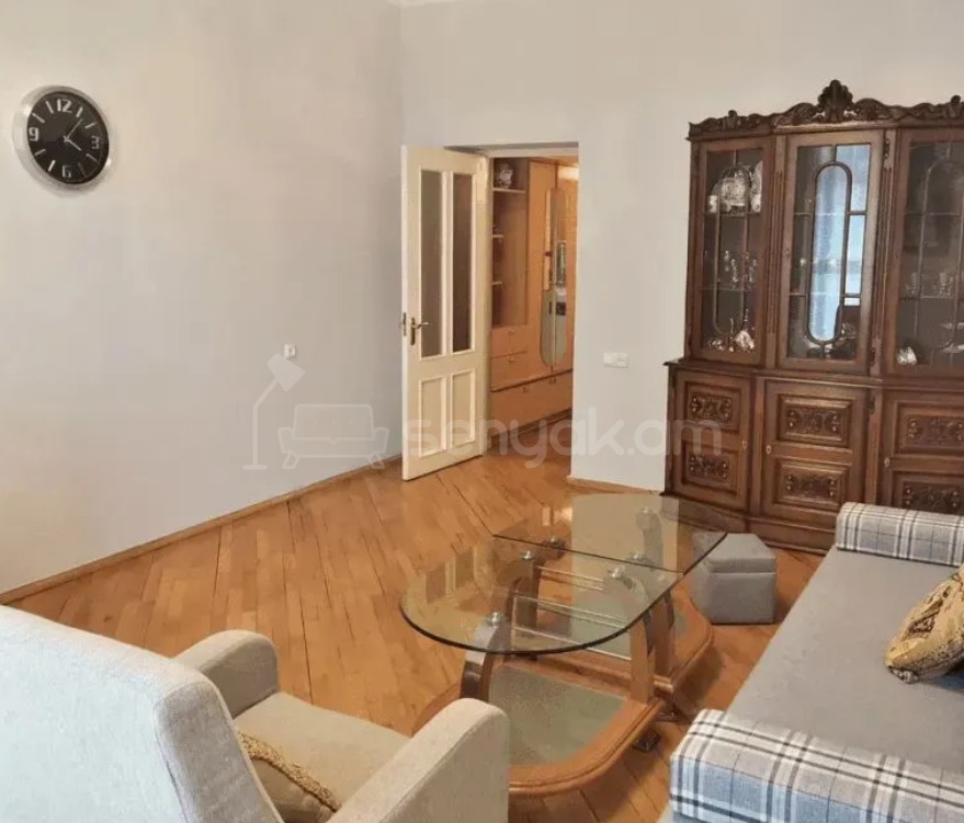 2 Սենյականոց Բնակարան Քարե Շենքում, 56քմ, 3/5 հարկ, Կապիտալ Վերանորոգված
