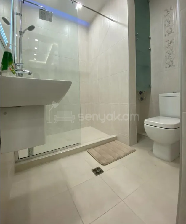 2 Սենյականոց Բնակարան Նորակառույցում, 43քմ, 5/15 հարկ, Դիզայներական Վերանորոգված