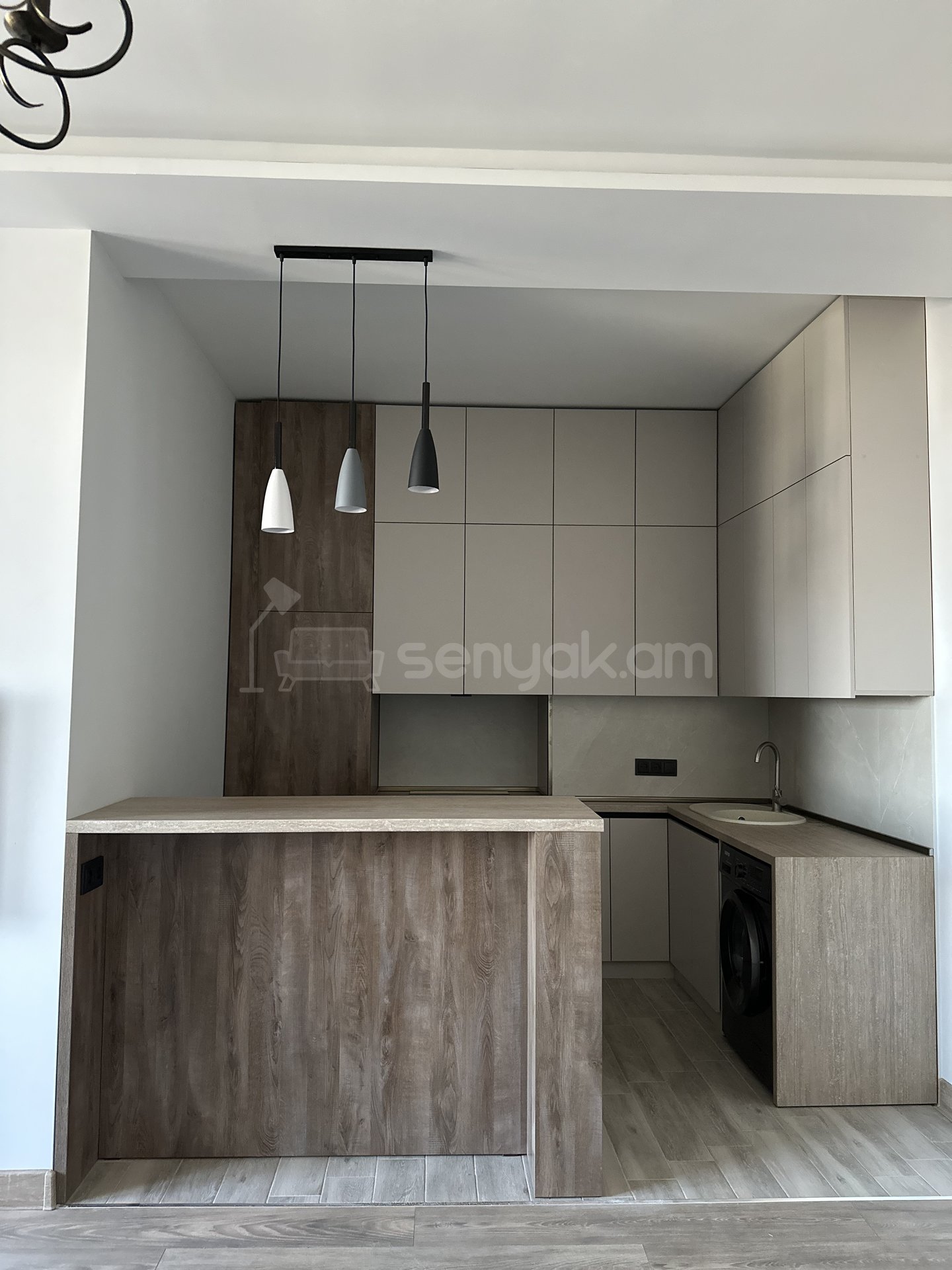 2 Սենյականոց Բնակարան Նորակառույցում, 63քմ, 14/16 հարկ, Դիզայներական Վերանորոգված, Կահավորված