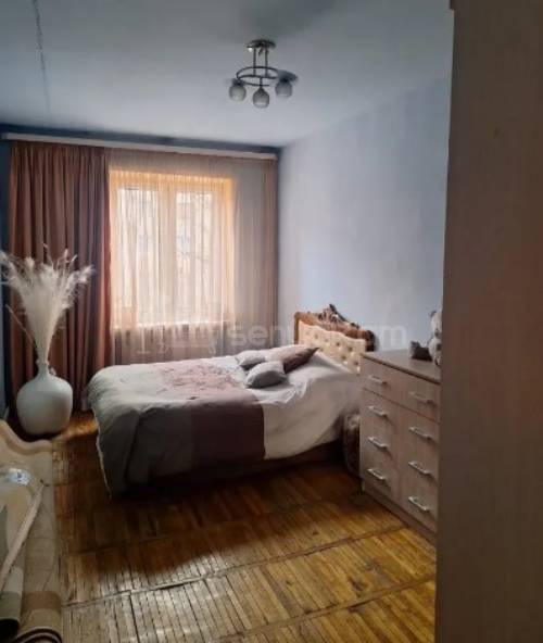 2 Սենյականոց Բնակարան Քարե Շենքում, 56քմ, 2/5 հարկ, Կապիտալ Վերանորոգված, Կահավորված