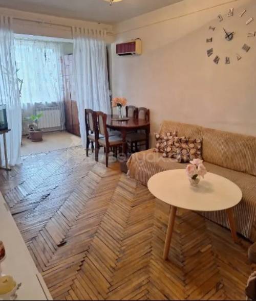 2 Սենյականոց Բնակարան Քարե Շենքում, 56քմ, 2/5 հարկ, Կապիտալ Վերանորոգված, Կահավորված